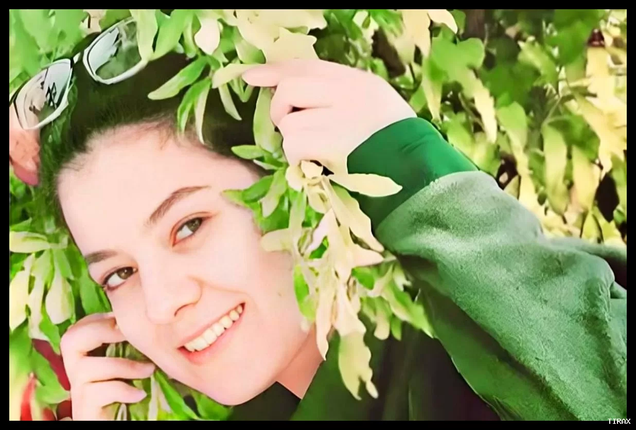 بیوگرافی خورشید آقاخانی، خواهر دریا و دختر سعید آقاخانی